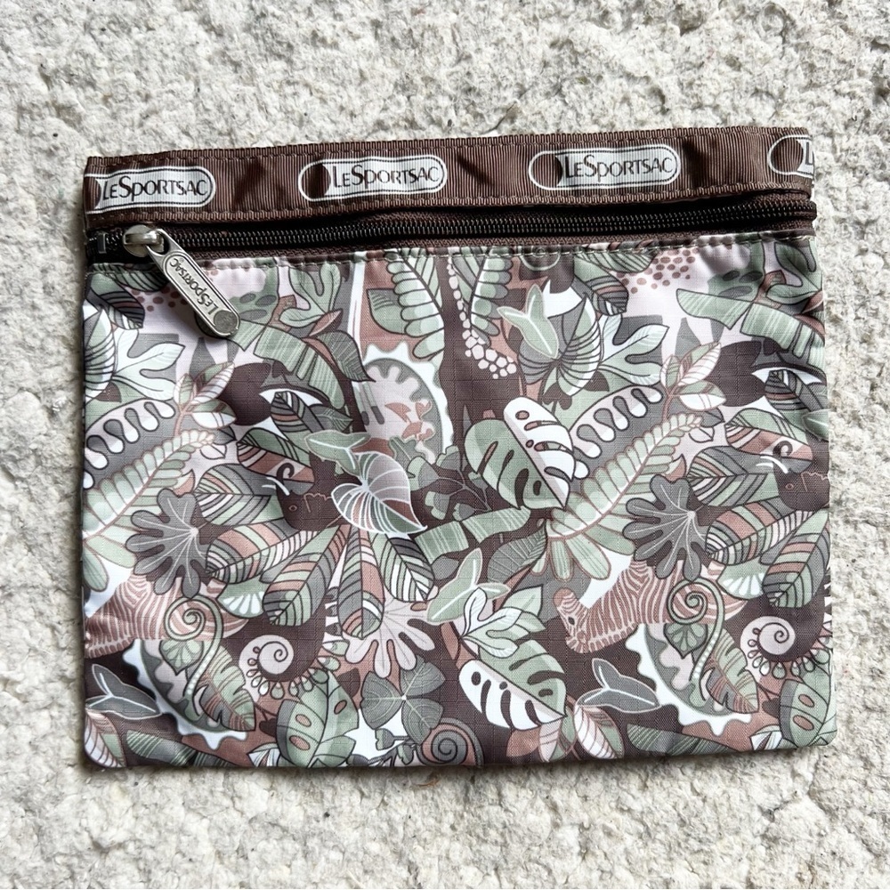 LESPORTSAC Fun Jungle print Small zippered Toiletry Pouch 8×6inches
